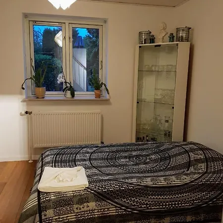 Duangs Sleep'n Go Bed & Breakfast Faxe